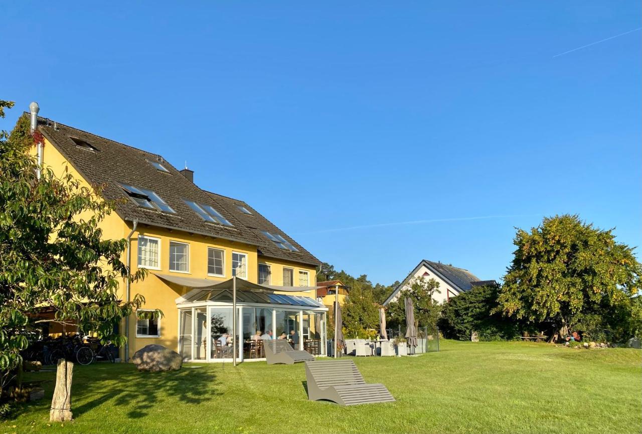 Hotel Am Mueritz-Nationalpark Варен Экстерьер фото